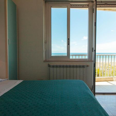 Hotel Perrozzi Vasto Quarto foto